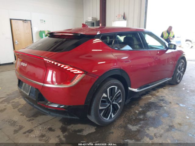 2022 KIA EV6 KNDC3DLC8N5042850 Photo 3