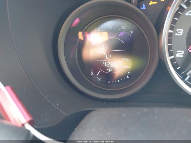 JC1NFAEKXJ0138258 Fiat 124 Spider Lusso