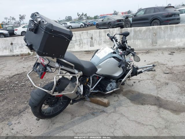 2022 BMW R 1250 WB10M1304N6F06392 Photo 3