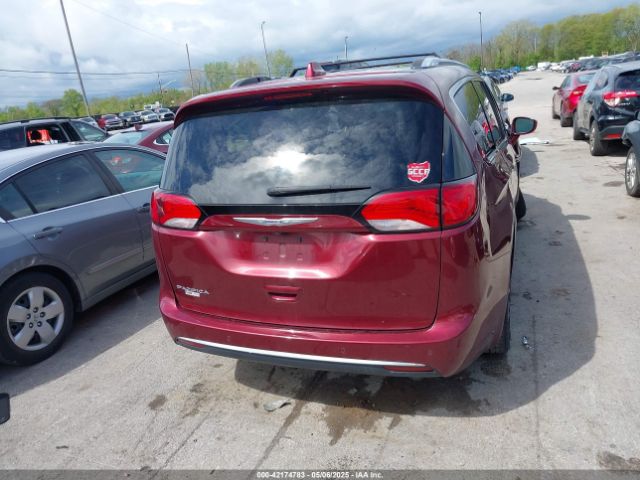 2C4RC1EG4JR306233 Chrysler Pacifica Touring L Plus