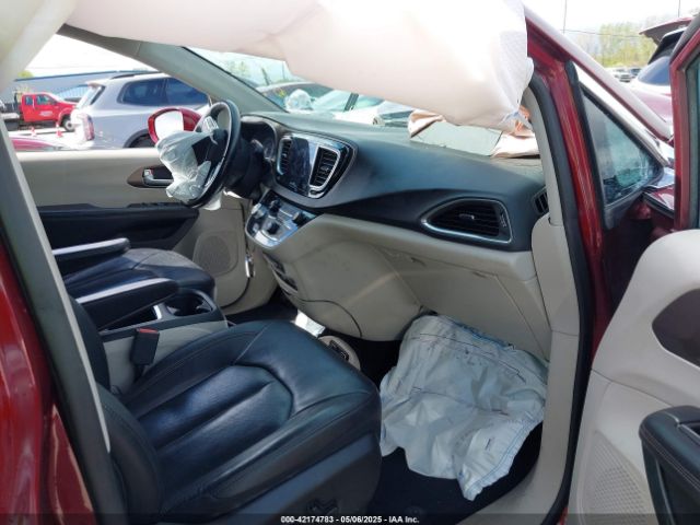 2C4RC1EG4JR306233 Chrysler Pacifica Touring L Plus