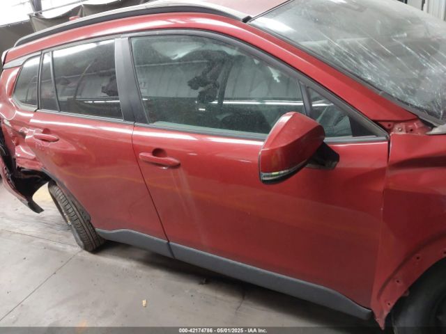 7MUCAAAG7NV018713 Toyota Corolla Cross Le