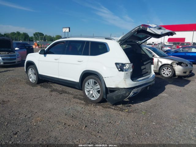 2018 VOLKSWAGEN ATLAS 1V2NR2CA5JC571171 Photo 2