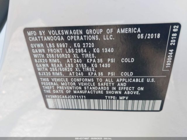2018 VOLKSWAGEN ATLAS 1V2NR2CA5JC571171 Photo 8