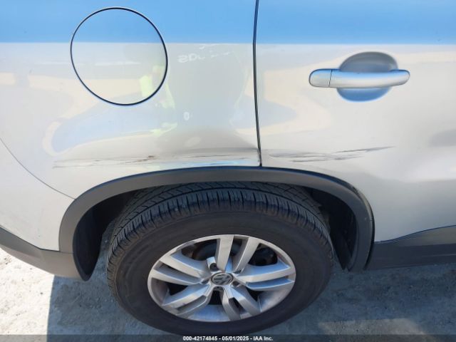 WVGAV7AX5HK016877 Volkswagen Tiguan 2.0t/2.0t S