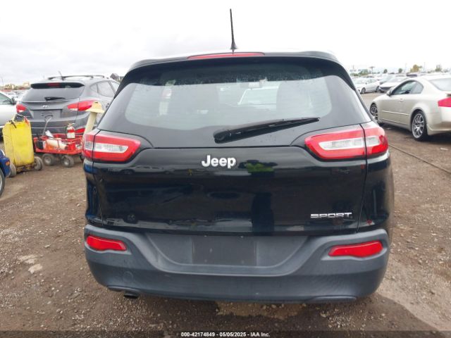 1C4PJLABXHW663243 Jeep Cherokee Sport Fwd