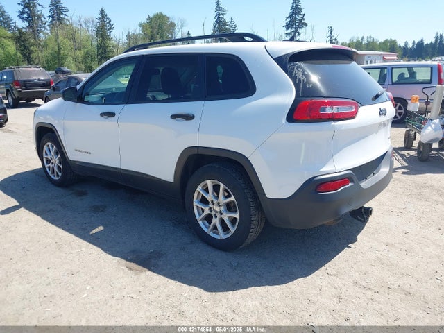 1C4PJLABXGW189373 Jeep Cherokee Sport