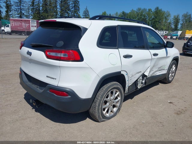 1C4PJLABXGW189373 Jeep Cherokee Sport