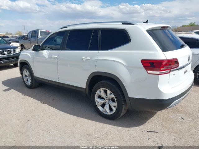 2018 VOLKSWAGEN ATLAS 1V2KR2CA6JC576835 Photo 2
