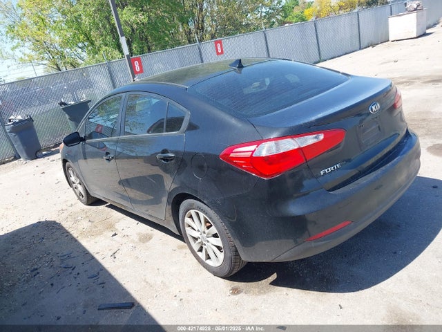KIA FORTE LX 2016 KNAFX4A64G5444265 Image 3