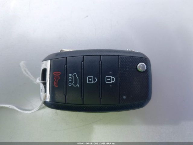 KNDPBCAC4F7714426 KIA Sportage Lx