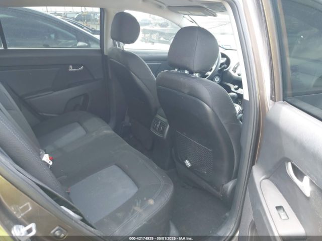 KNDPBCAC4F7714426 KIA Sportage Lx
