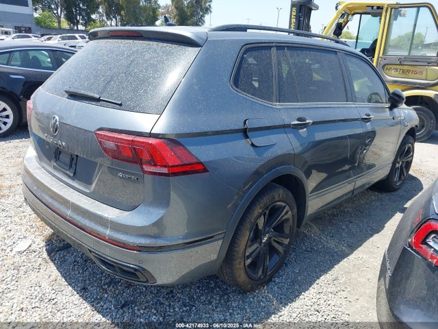 3VV8B7AX3PM018096 Volkswagen Tiguan 2.0t Se R-line Black