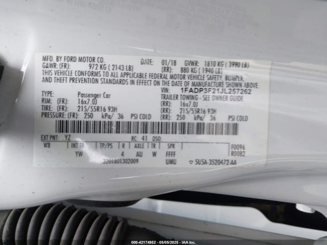 1FADP3F21JL257262 Ford FOCUS SE
