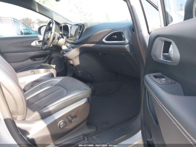 2023 CHRYSLER PACIFICA HYBRID 2C4RC1L74PR593522 Photo 4