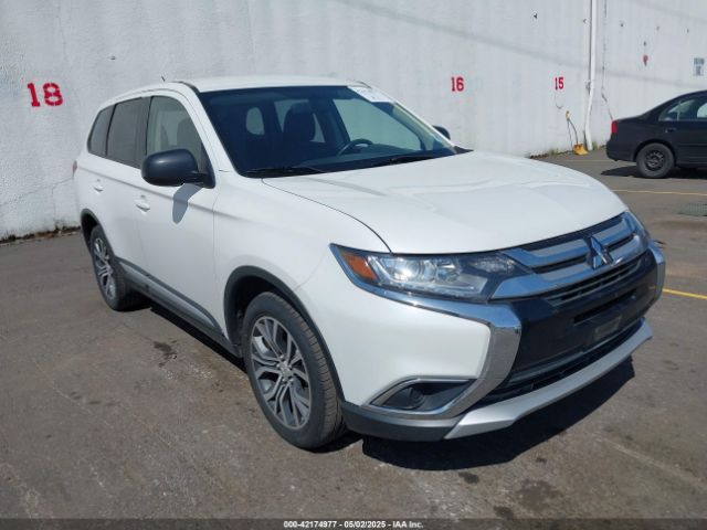 2016 MITSUBISHI OUTLANDER JA4AZ3A33GZ042067 Photo 0