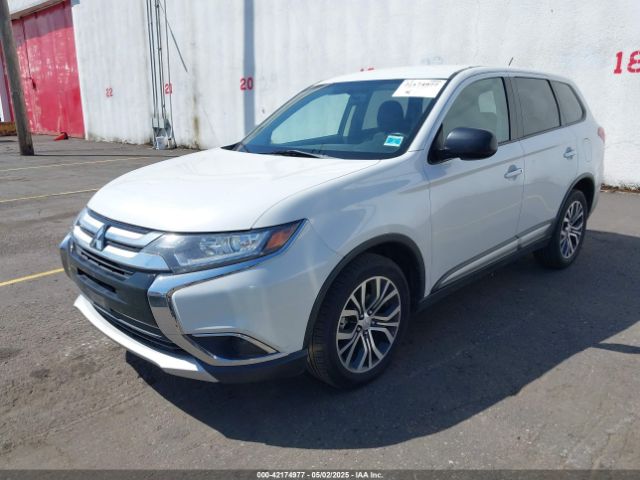 2016 MITSUBISHI OUTLANDER JA4AZ3A33GZ042067 Photo 1