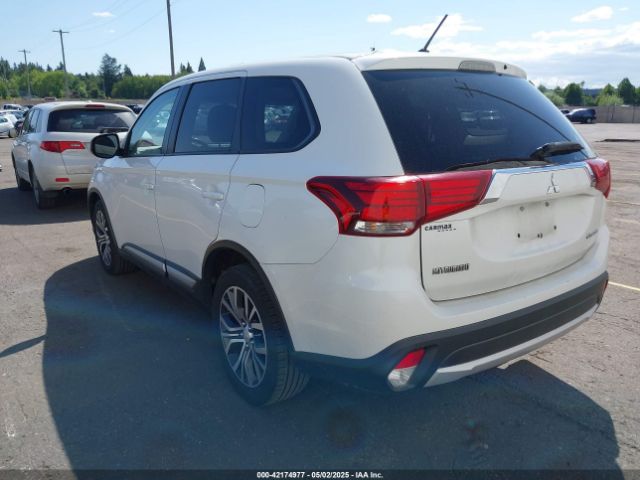2016 MITSUBISHI OUTLANDER JA4AZ3A33GZ042067 Photo 2