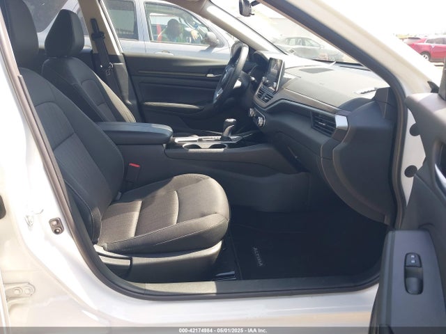 1N4BL4DV7RN412693 Nissan Altima Sv Fwd