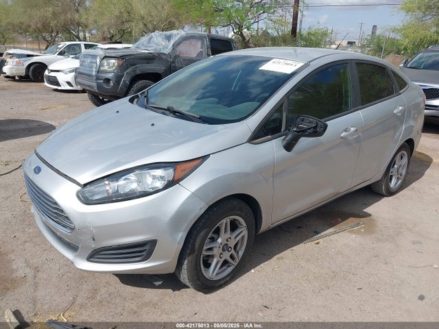 Ford 2019 2019 3FADP4BJ3KM163984 Image 2