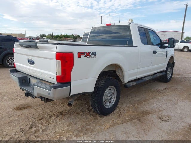 Ford F-250 Xl 2017 1FT7X2B69HEC34420 Image 4