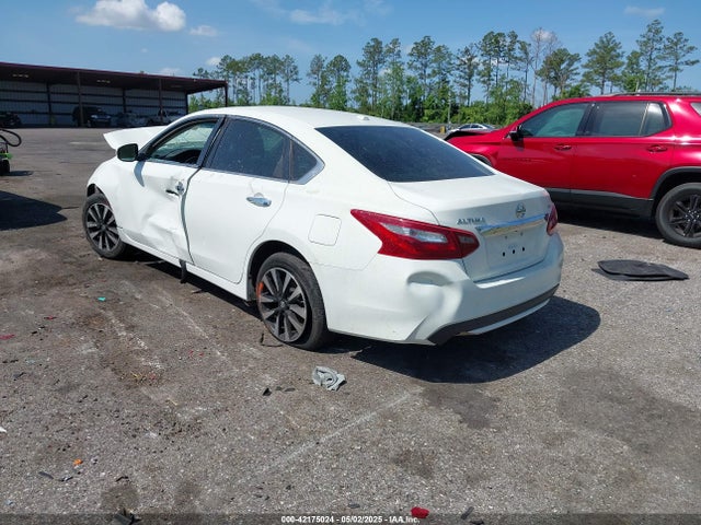 1N4AL3AP1JC146521 Nissan Altima 2.5 Sv