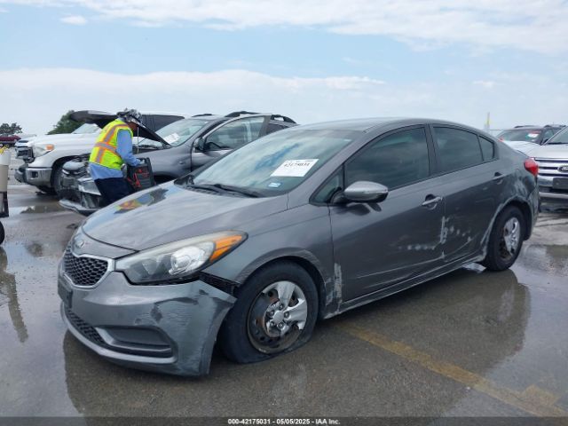 KNAFX4A60G5608286 KIA FORTE LX
