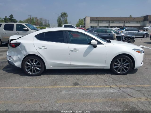 3MZBN1V35JM182020 Mazda Mazda3 Touring