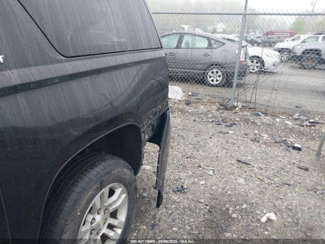 1GNSKJKC3FR154889 Chevrolet Suburban 1500 Lt