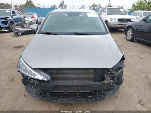 KMHD84LF3LU903902 Hyundai ELANTRA SEL