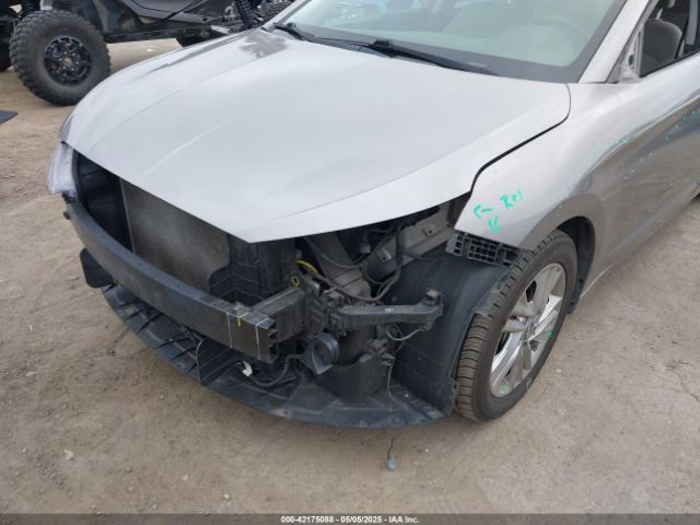 KMHD84LF3LU903902 Hyundai ELANTRA SEL