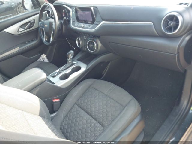 3GNKBBRA9KS614249 Chevrolet Blazer