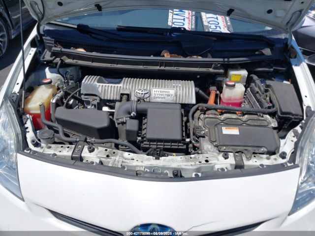 JTDKN3DUXF0458971 Toyota Prius Three