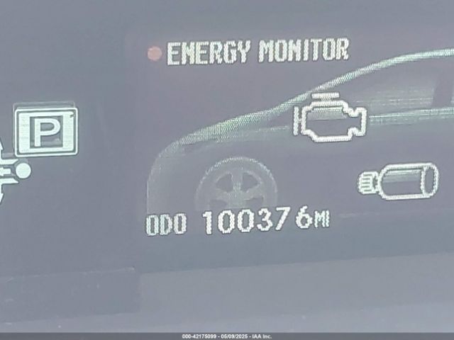 JTDKN3DUXF0458971 Toyota Prius Three