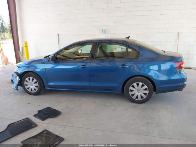 3VW267AJ9GM390494 Volkswagen Jetta 1.4t S