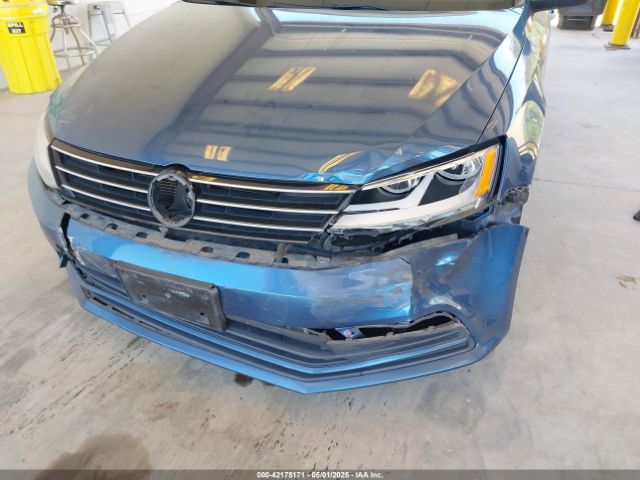 3VW267AJ9GM390494 Volkswagen Jetta 1.4t S