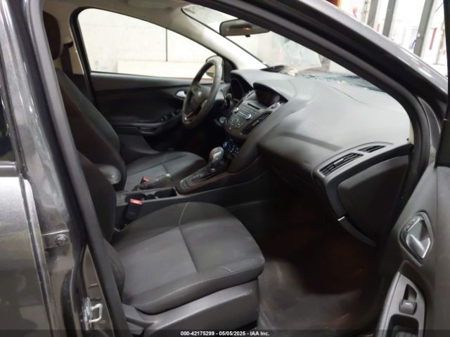 1FADP3F28HL314308 Ford FOCUS SE