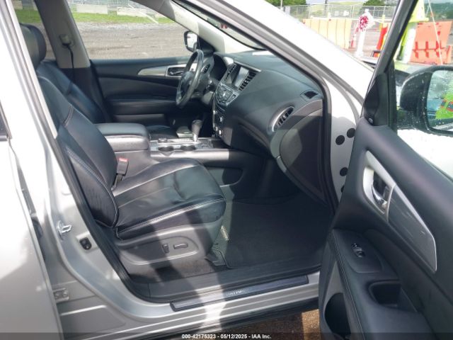 5N1DR2MM4HC680569 Nissan Pathfinder Sl