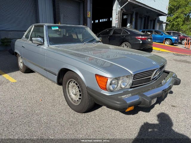 1981 MERCEDES-BENZ 380 WDBBA45A0BB007602