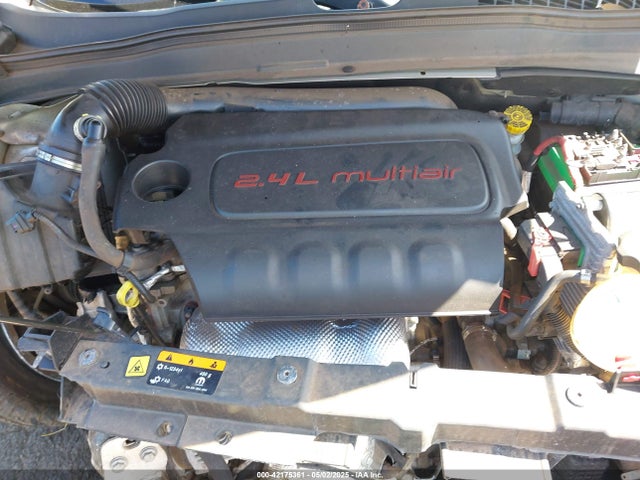 ZACCJABT8GPE09231 Jeep Renegade