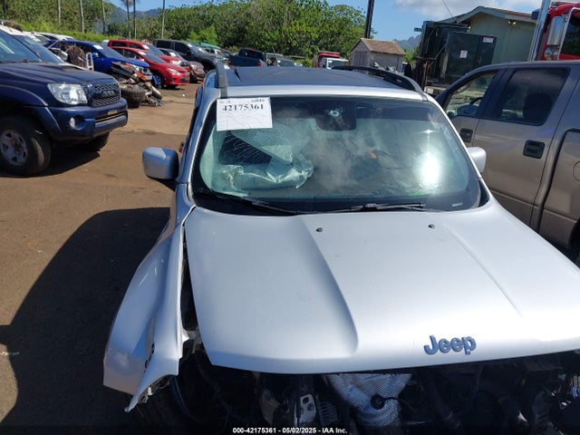 ZACCJABT8GPE09231 Jeep Renegade