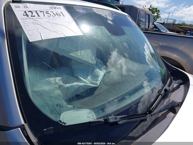 ZACCJABT8GPE09231 Jeep Renegade