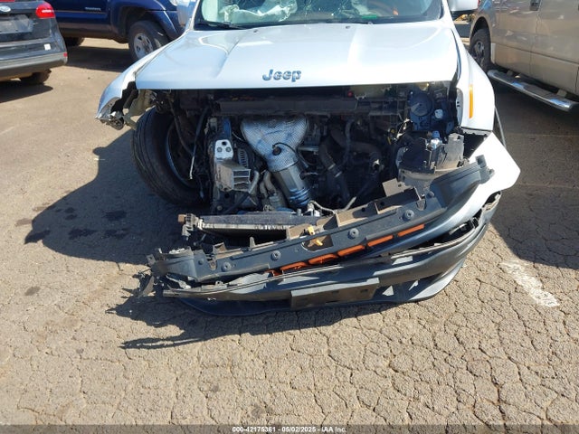 ZACCJABT8GPE09231 Jeep Renegade