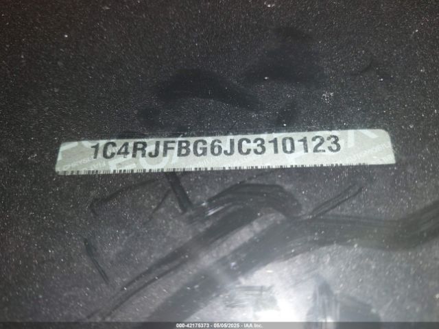 2018 JEEP GRAND CHEROKEE 1C4RJFBG6JC310123 Photo 8