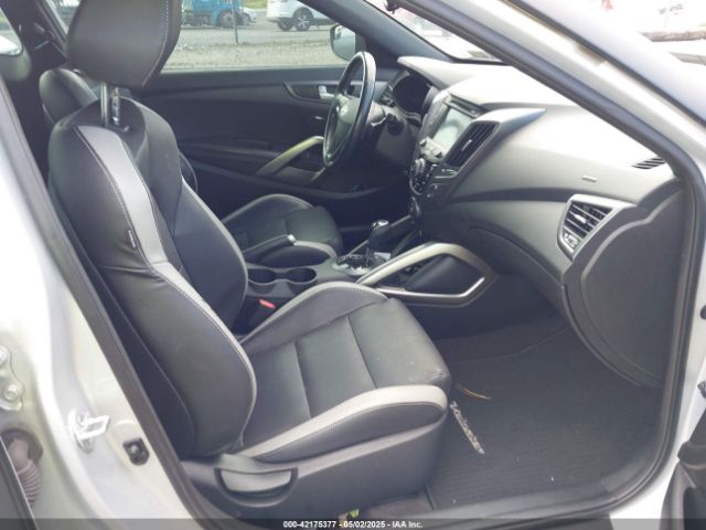 KMHTC6AE4GU264936 Hyundai Veloster Turbo