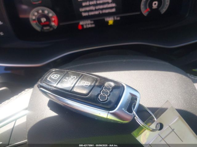 2021 AUDI Q8 WA1EVAF12MD032292 Photo 10