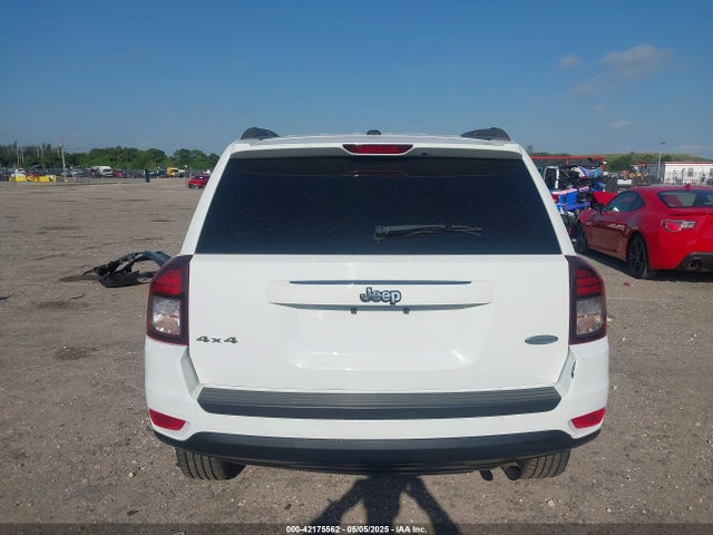 1C4NJDEB3HD113109 Jeep Compass Latitude 4x4