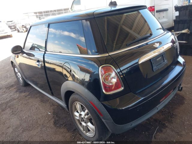 2012 MINI COOPER WMWSU3C55CT255667 Photo 2
