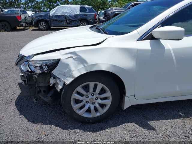 1N4AL3AP1HN312406 Nissan 2017