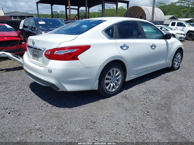 1N4AL3AP1HN312406 Nissan 2017